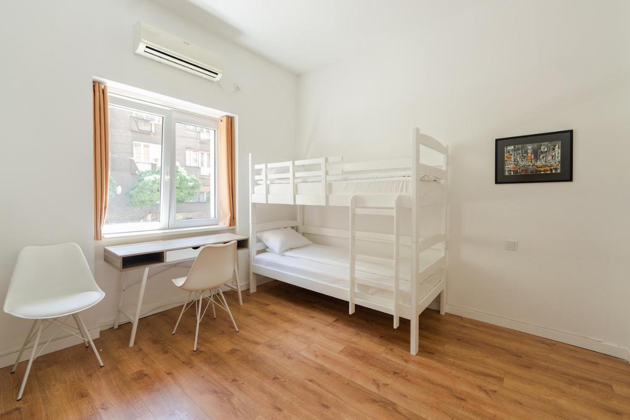 Sleep Hostel Ni Extérieur photo